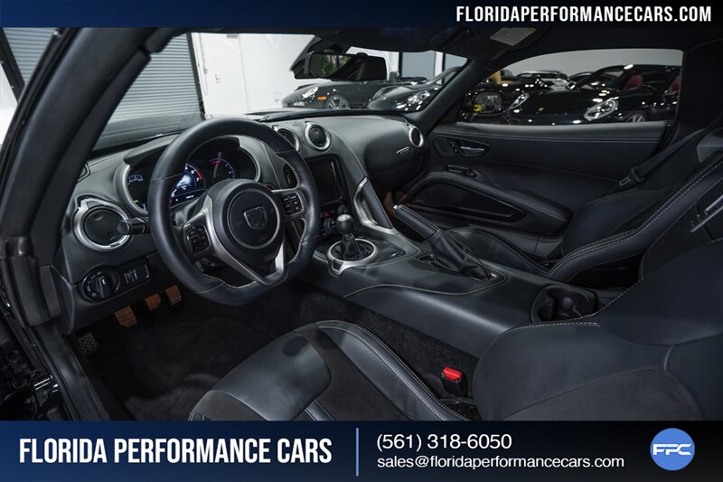 2014 Dodge SRT Viper GTS   - Photo 19 - Riviera Beach, FL 33407