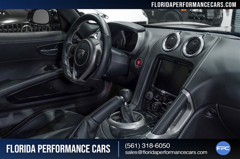 2014 Dodge SRT Viper GTS   - Photo 49 - Riviera Beach, FL 33407