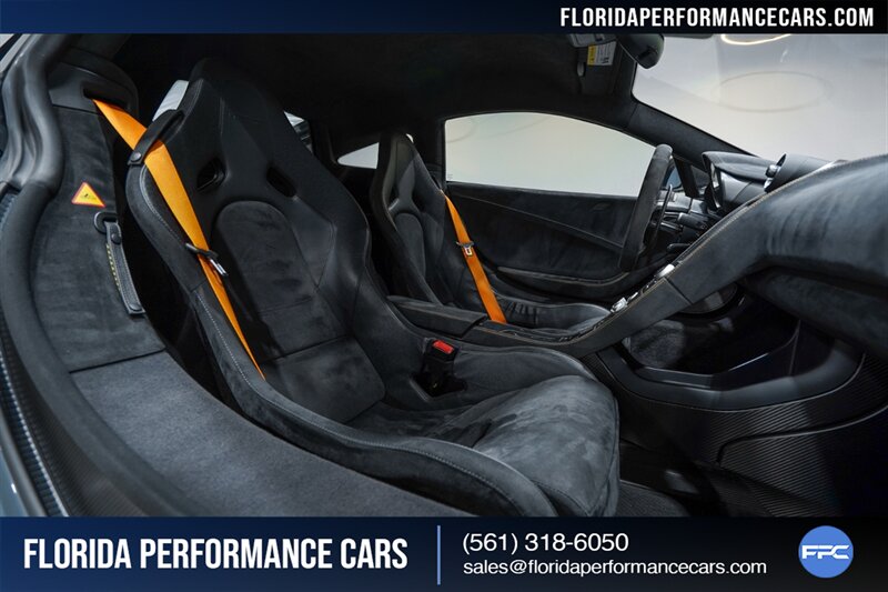 2016 McLaren 675LT   - Photo 23 - Riviera Beach, FL 33407