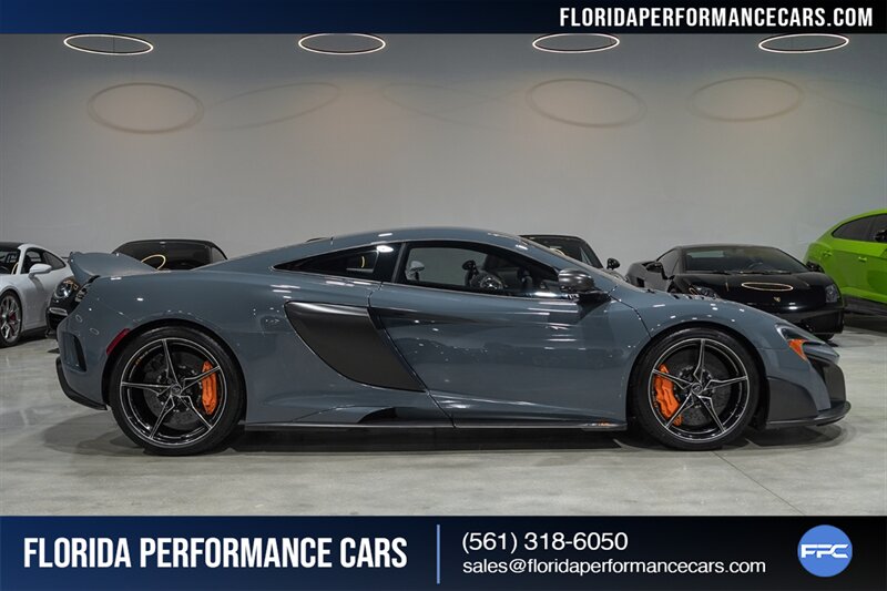 2016 McLaren 675LT   - Photo 4 - Riviera Beach, FL 33407