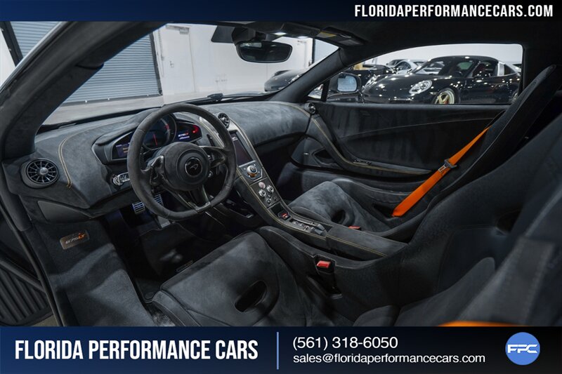 2016 McLaren 675LT   - Photo 14 - Riviera Beach, FL 33407