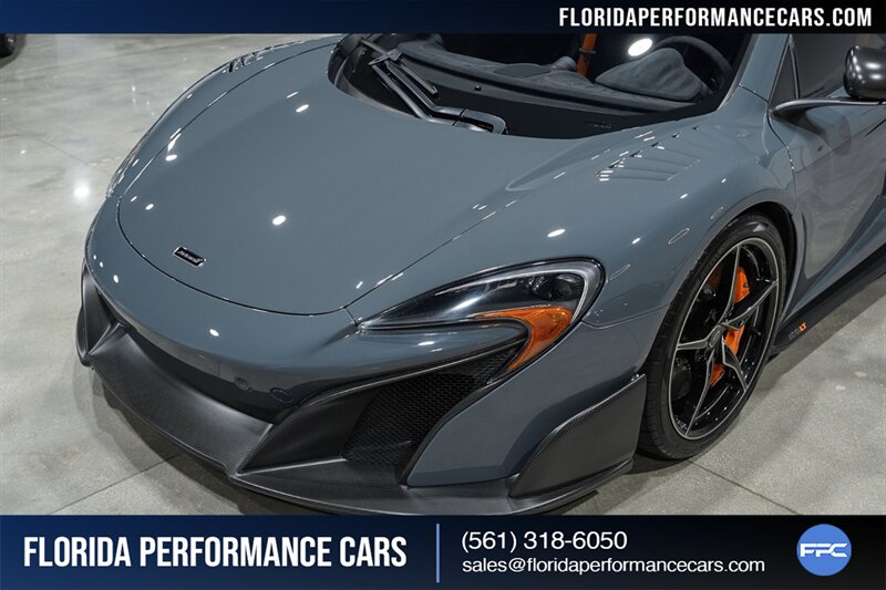 2016 McLaren 675LT   - Photo 9 - Riviera Beach, FL 33407