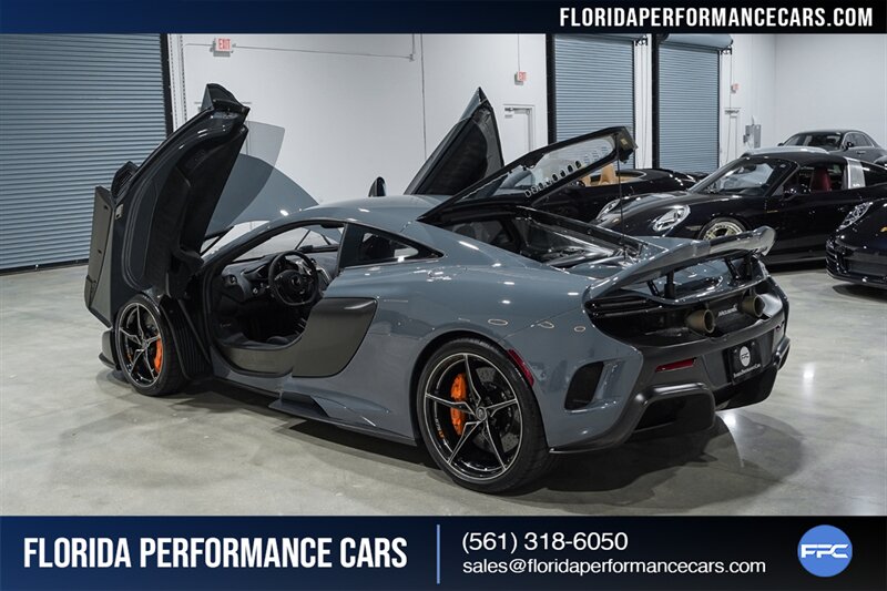 2016 McLaren 675LT   - Photo 29 - Riviera Beach, FL 33407