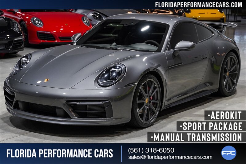 2022 Porsche 911 Carrera S  
