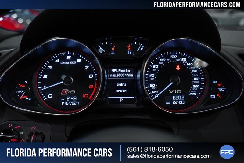 2014 Audi R8 5.2 quattro Spyder   - Photo 20 - Riviera Beach, FL 33407