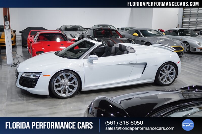 2014 Audi R8 5.2 quattro Spyder   - Photo 2 - Riviera Beach, FL 33407