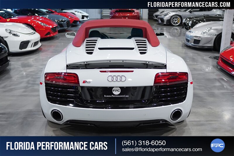 2014 Audi R8 5.2 quattro Spyder   - Photo 66 - Riviera Beach, FL 33407