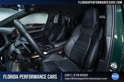 2024 Porsche Cayenne Turbo GT - Photo 19 - Riviera Beach, FL 33407