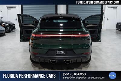 2024 Porsche Cayenne Turbo GT - Photo 43 - Riviera Beach, FL 33407
