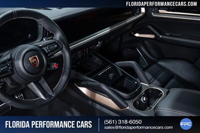 2024 Porsche Cayenne Turbo GT - Photo 54 - Riviera Beach, FL 33407