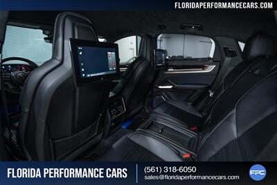 2024 Porsche Cayenne Turbo GT - Photo 28 - Riviera Beach, FL 33407