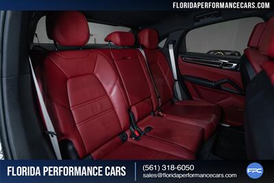 2023 Porsche Cayenne E-Hybrid Coupe Platinum   - Photo 33 - Riviera Beach, FL 33407