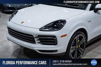 2023 Porsche Cayenne E-Hybrid Coupe Platinum   - Photo 15 - Riviera Beach, FL 33407