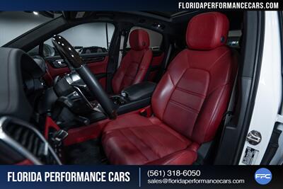 2023 Porsche Cayenne E-Hybrid Coupe Platinum   - Photo 19 - Riviera Beach, FL 33407