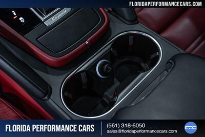 2023 Porsche Cayenne E-Hybrid Coupe Platinum   - Photo 55 - Riviera Beach, FL 33407