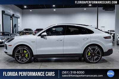 2023 Porsche Cayenne E-Hybrid Coupe Platinum   - Photo 3 - Riviera Beach, FL 33407
