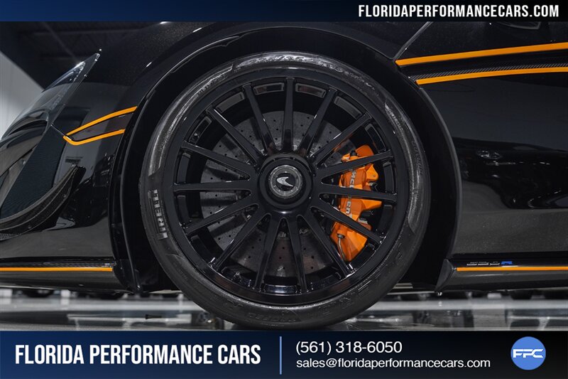 2020 McLaren 620R   - Photo 11 - Riviera Beach, FL 33407