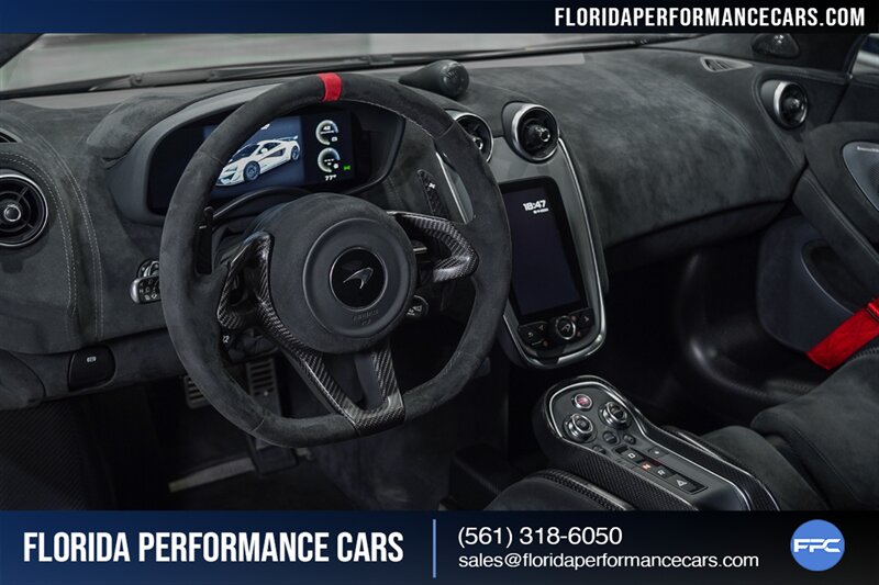 2020 McLaren 620R   - Photo 44 - Riviera Beach, FL 33407