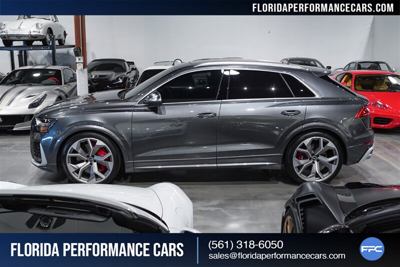 2021 Audi RS Q8 4.0T quattro   - Photo 3 - Riviera Beach, FL 33407