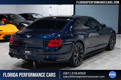 2022 Bentley Flying Spur W12 - Photo 6 - Riviera Beach, FL 33407