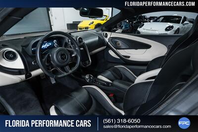 2017 McLaren 570S   - Photo 18 - Riviera Beach, FL 33407