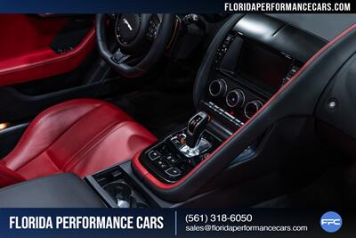 2015 Jaguar F-TYPE V8 S   - Photo 56 - Riviera Beach, FL 33407
