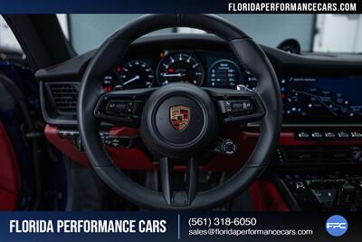 2023 Porsche 911 Carrera 4 GTS   - Photo 19 - Riviera Beach, FL 33407