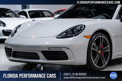 2019 Porsche 718 Cayman S   - Photo 63 - Riviera Beach, FL 33407