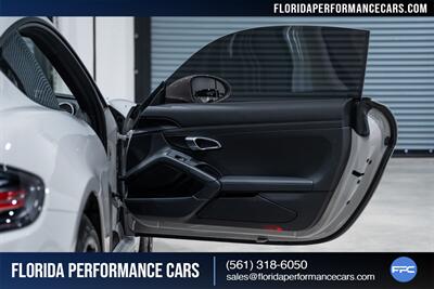 2019 Porsche 718 Cayman S   - Photo 33 - Riviera Beach, FL 33407