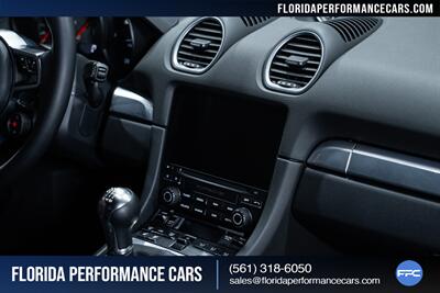 2019 Porsche 718 Cayman S   - Photo 57 - Riviera Beach, FL 33407