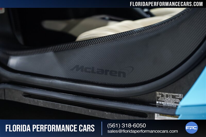 2018 McLaren 720S Luxury   - Photo 56 - Riviera Beach, FL 33407