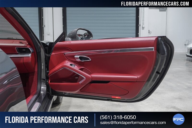 2014 Porsche 911 Carrera S   - Photo 28 - Riviera Beach, FL 33407