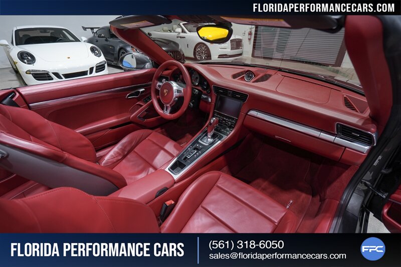 2014 Porsche 911 Carrera S   - Photo 29 - Riviera Beach, FL 33407