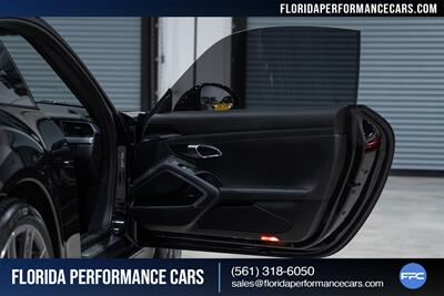 2017 Porsche 911 Carrera S   - Photo 33 - Riviera Beach, FL 33407