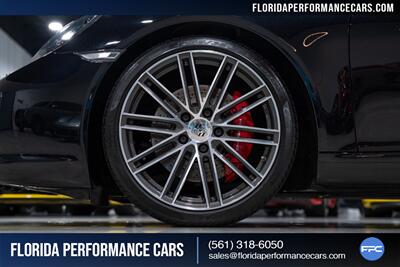2017 Porsche 911 Carrera S   - Photo 12 - Riviera Beach, FL 33407