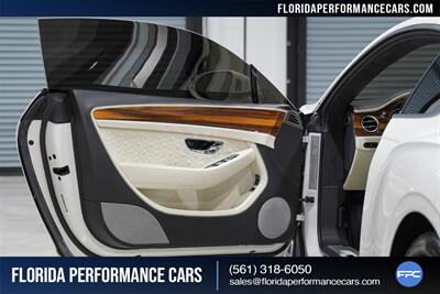 2022 Bentley Continental GT V8   - Photo 26 - Riviera Beach, FL 33407