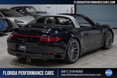 2018 Porsche 911 Targa 4S   - Photo 6 - Riviera Beach, FL 33407