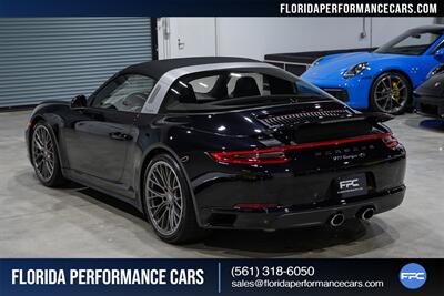 2018 Porsche 911 Targa 4S   - Photo 11 - Riviera Beach, FL 33407