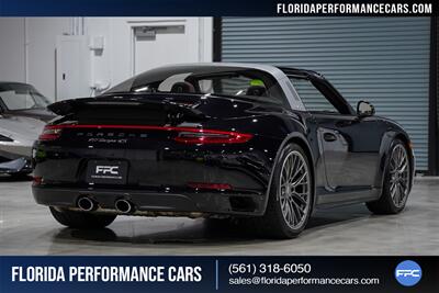 2018 Porsche 911 Targa 4S   - Photo 69 - Riviera Beach, FL 33407