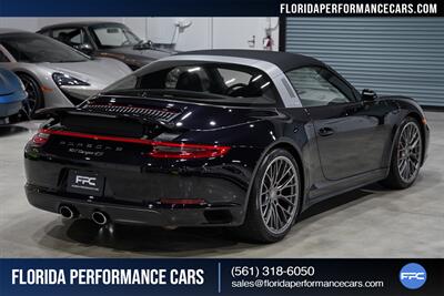 2018 Porsche 911 Targa 4S   - Photo 12 - Riviera Beach, FL 33407