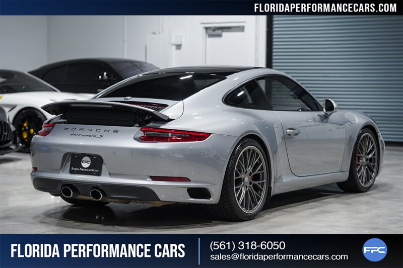 2017 Porsche 911 Carrera S   - Photo 16 - Riviera Beach, FL 33407