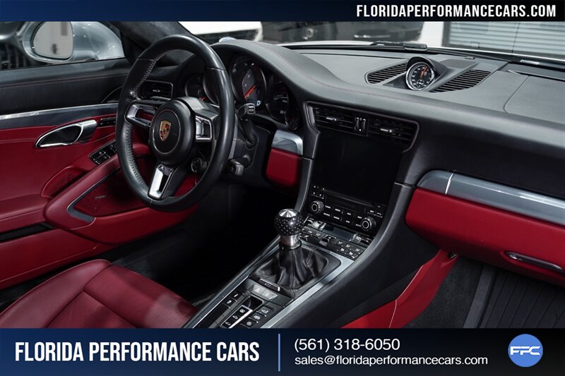 2017 Porsche 911 Carrera S   - Photo 50 - Riviera Beach, FL 33407