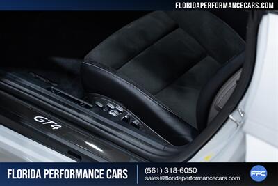 2022 Porsche 718 Cayman GT4   - Photo 25 - Riviera Beach, FL 33407