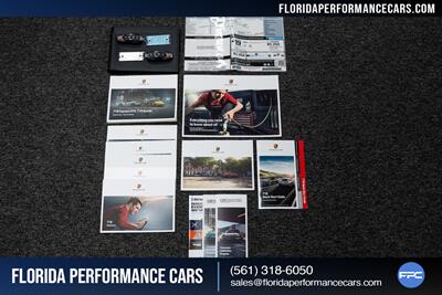 2022 Porsche 718 Cayman GT4   - Photo 26 - Riviera Beach, FL 33407