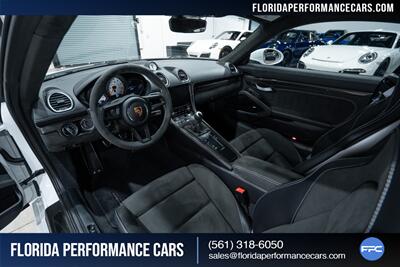 2022 Porsche 718 Cayman GT4   - Photo 18 - Riviera Beach, FL 33407