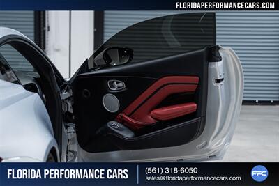 2019 Aston Martin Vantage   - Photo 30 - Riviera Beach, FL 33407