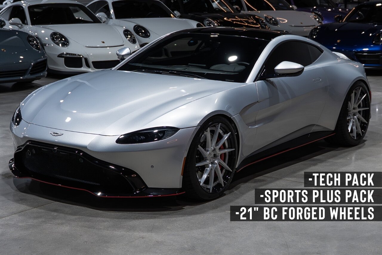 2019 Aston Martin Vantage   - Photo 1 - Riviera Beach, FL 33407