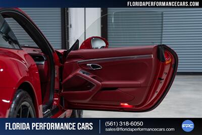 2019 Porsche 911 Carrera 4S - Photo 32 - Riviera Beach, FL 33407