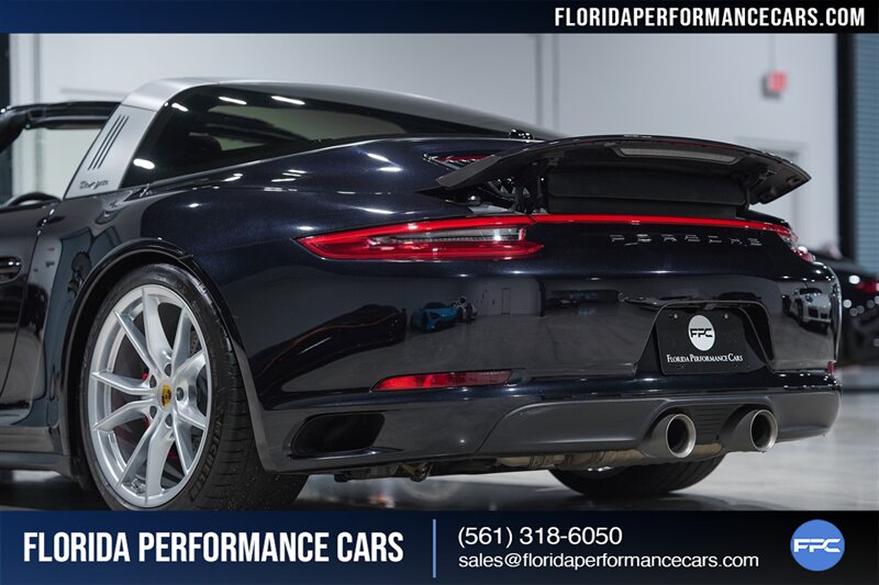 2017 Porsche 911 Targa 4S   - Photo 61 - Riviera Beach, FL 33407