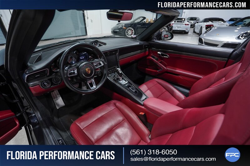 2017 Porsche 911 Targa 4S   - Photo 19 - Riviera Beach, FL 33407